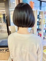 クオリス 上板橋店(QUALIS)&nbsp;20代30代透明感暗髪アッシュブルーグレージュ丸みボブ
