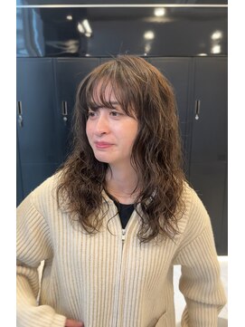 ハルキミナトジャパン センダイ(HARUKI MINATO japan SENDAI) ロングパーマスタイル