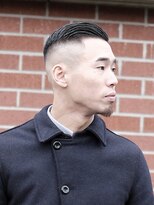 ザ チョップ ショップ ハラジュク(THE CHOP SHOP HARAJUKU)&nbsp;サイドパート + スキンフェード