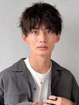 キリ 表参道(kyli) 前髪パーマ爽やかヘアナチュラルヘア刈り上げセンターパート