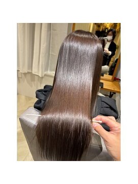 ラヴィエ(RAVIE) 【半田・髪質改善】縮毛矯正/トリートメント/マンツーマン