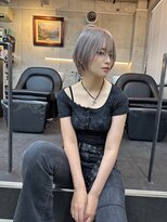 ステラ(stella)&nbsp;ケアブリーチ/シルバーカラー/ショート/ショートボブ