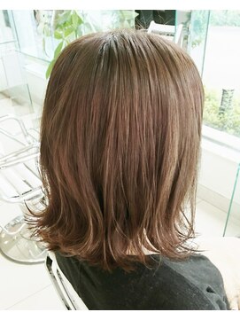 イントウキョウ 盛岡店(IN TOKYO) 切りっぱなしボブ