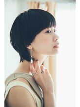 インチェルシー(in chelsea) 【マッシュウルフ】女性らしさあるショート