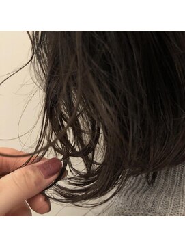 ネオリーブ チロル 横浜西口店(Neolive CiroL.) 暗×ベージュ＝透明感