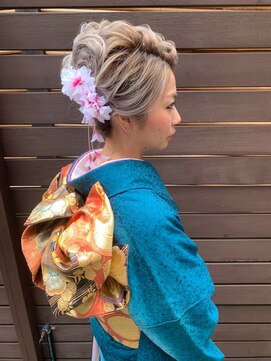 ルナクレセント (Luna crescent) ルーズ夜会