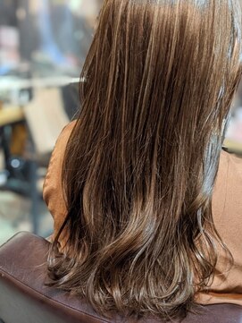 ナンバー イル デュッカ 札幌(N° il duca) 艶ツヤ×ショコラブラウン♪