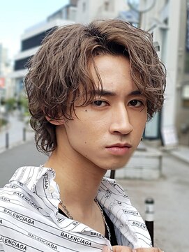 フィフス 原宿(fifth) ツイストスパイラルパーマメンズ刈り上げマッシュツーブロック