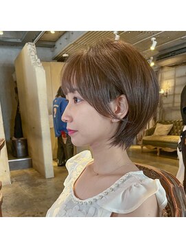 髪質改善と縮毛矯正の専門店 サンティエ(scintiller) 大人綺麗な小顔襟足スッキリショートボブ　30代40代50代