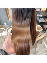 アンフィシュピトロワ(AnFye spi tlow)&nbsp;［AnFye］縮毛矯正×トリートメント