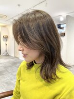 ロイ(Roi.)&nbsp;Roi.【ロイ】韓国風フェミニンロング アッシュベージュ