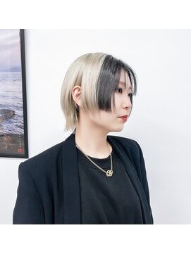 ノード(NODO) ホワイト＆ブラックのデザインカラー