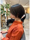 襟元スッキリショートボブ