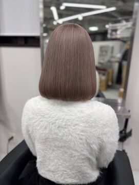 ベレーザシェルト(Beleza scelto) 13421暗髪ダブルカラー＆ブリーチなしレイヤーオリーブカラー