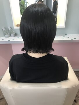 ビートリップ ヘアードレッシング(B trip hair dressing) 顎下2センチボブ