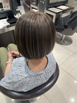イヴ 新浦安店(Eve) 白髪ぼかしハイライト