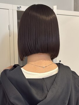 ラフ 新宿(Laff) 20代30代に合わせぱつっとボブ/酸性ストレート/髪質改善