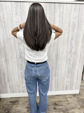 ラッズプラスエイチ(Lads+h) グレージュ　ハイライトカラー