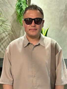 ブラッシュプレミア(BRUSH PREMIER) ハンサムベリーショート刈り上げ