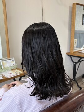 サンバイセライロ 千葉(SAN. by celilo) [千葉駅/髪質改善カラー/レイヤーカット/前髪カット/学割U24]