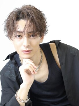 クロト 福岡本店(KUROT) ミディアムツイストフェザーパーマ