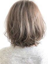 マルクラフ(hair shop Marque Laugh)