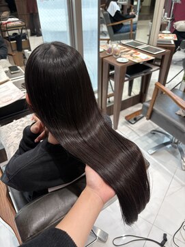 フォルテロゼ 横浜(FORTE rose) ツヤ感ばつぐん！透明感カラー