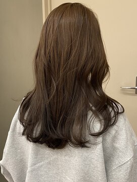 パークレーン アイス イヴェン(park lane ICI yeven) ブリーチなし切りっぱなしボブミディアムレイヤーボブ縮毛矯正