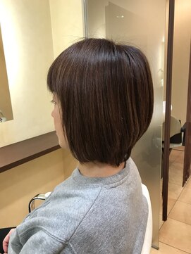 レターウッド(LETTER WOOD) ショートボブ