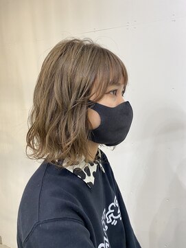 ソーコ(SOKO) オリーブベージュカラー