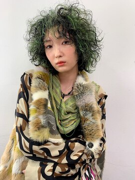 レコ 渋谷(LECO) ブリーチパーマ×ハイトーングリーンヘア