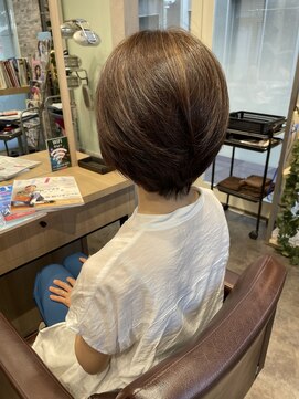 ビースリー ロア 艶ショートボブ9/8