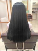 艶のあるサラサラロング!