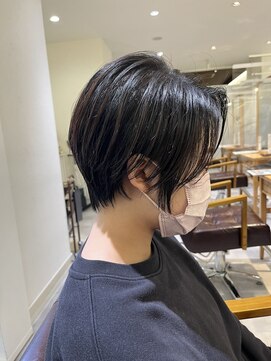 ブレンドバイハピネス(Blend by happiness) クビレショート／襟足/髪質改善/顔まわり