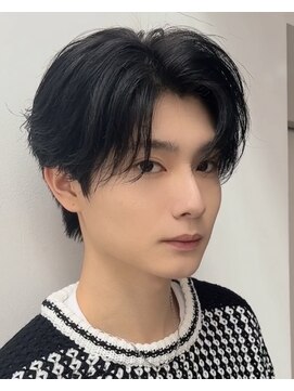 オーシャントーキョー 渋谷神南(OCEAN TOKYO) 韓国ヘアカルマパーマカルマバングセンターパート黒髪ウルフ