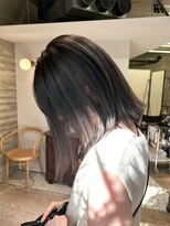 ヲタク(wotaku.)&nbsp;グレージュカラー透明感カラーくすみカラー暗髪カラー外はねボブ