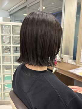 アッシュ 下北沢店(Ash) 重め切りっぱなしボブ
