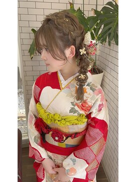 リール(THE RIRE.) ＊THE  RIRE.  成人式×サイド編みおろしアレンジ＊