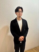 ブリーチ、脱白髪染め、デザインカラーお任せ下さい！カラー講師/統括ディレクター　代表　渡邊 洸太