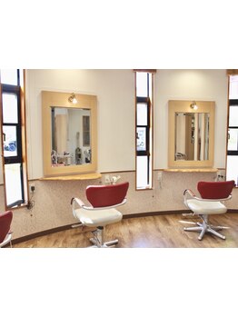 【女性スタッフ2名＊完全マンツーマンサロン】広々とした空間でゆったりとしたサロンタイムを...♪