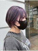 ショートボブ×ハイトーンカラー