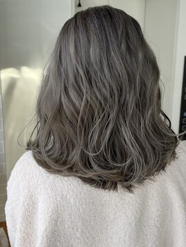 ルチア ヘア ステラ 京都店(Lucia hair stella) グレージュ/ダブルカラー/ミディアム/学割U24/京都/河原町