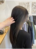 グレージュ×インナーベージュ