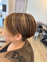 ビーズ ノイ(BEE´Z ＮＥＵ)&nbsp;フェイスフレーミングデザインカラーショート11.13