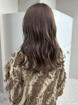 イロウ 天神大名店(IROW) ココアベージュ 波巻きヘア 透明感カラー 艶髪 美髪