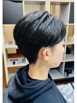 ロッカ ミディアムツーブロック