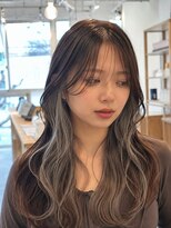 スクリ 玉造(SUKURI)&nbsp;イヤリングカラー　ベージュ　ブリーチ