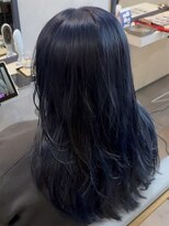ルーチェ(Lu-che) ネイビーブルー×バタフライカット