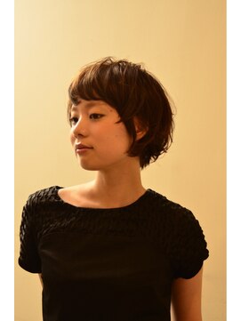 ジラフ(giraf) ベーシックなシンプルなショートボブ