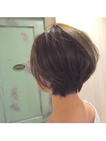 ミルプデザイン(MilP design)&nbsp;嶋村夏実☆shortbob☆丸みある春にいちおしStyle☆